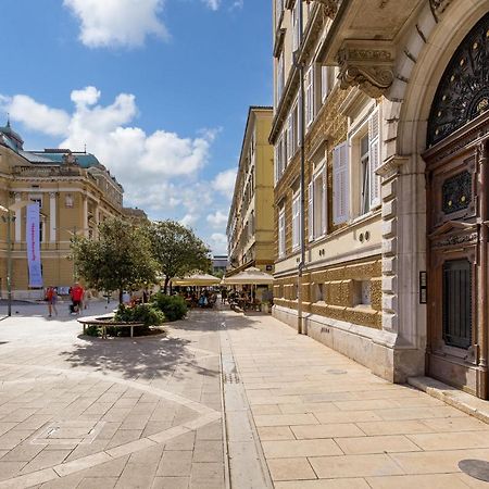 Ferienwohnung Art Teatro - Gustav Klimt Rijeka Exterior foto