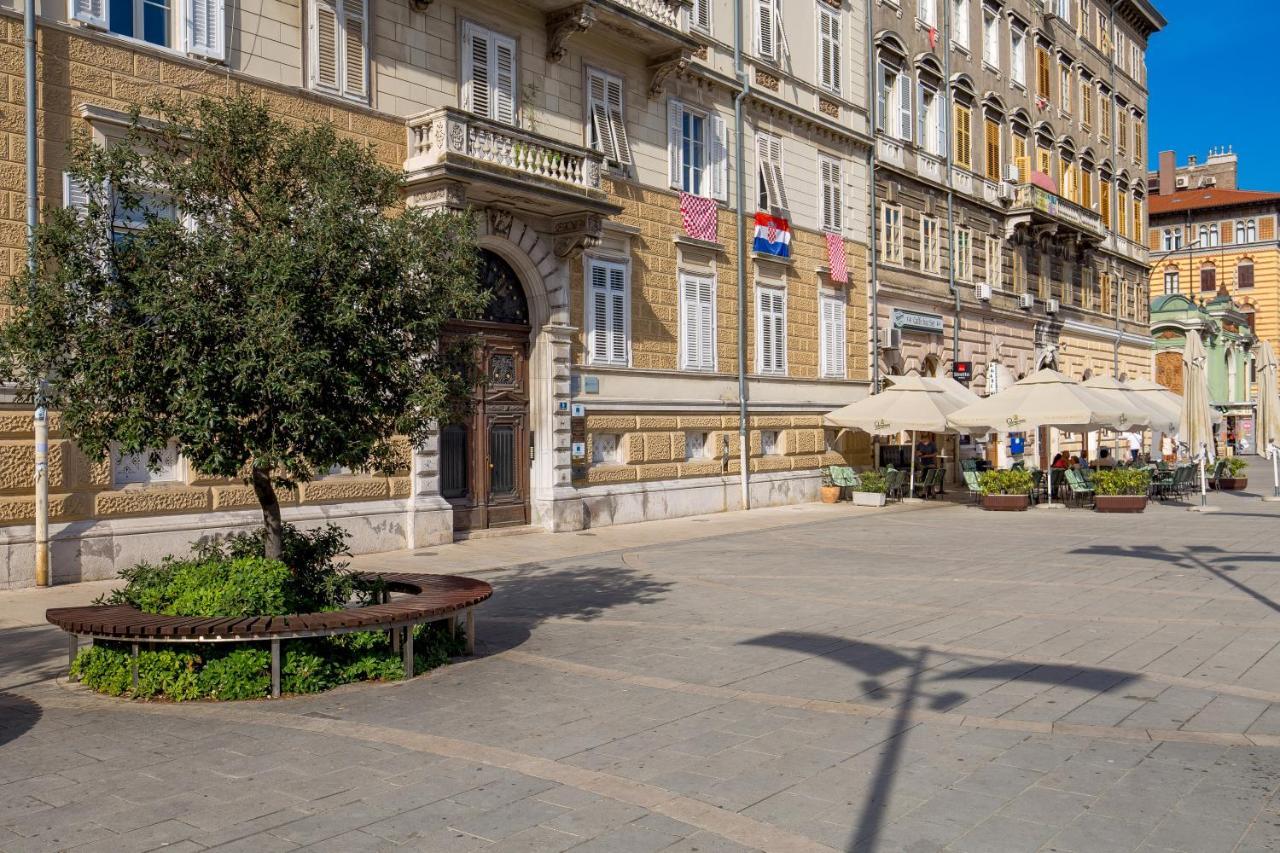 Ferienwohnung Art Teatro - Gustav Klimt Rijeka Exterior foto